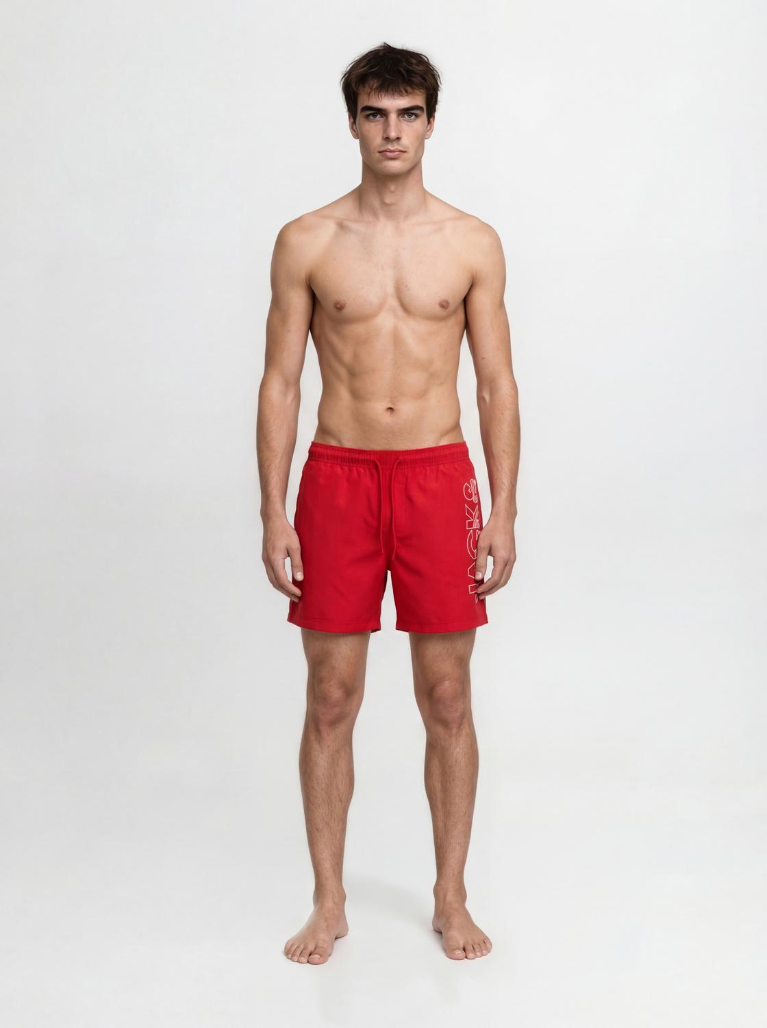model_shot-front_full